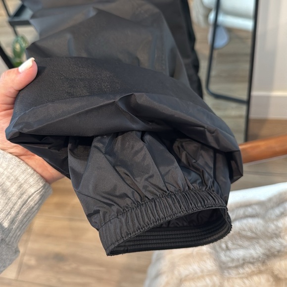 The North Face Ski Bib - Picture 10 of 11